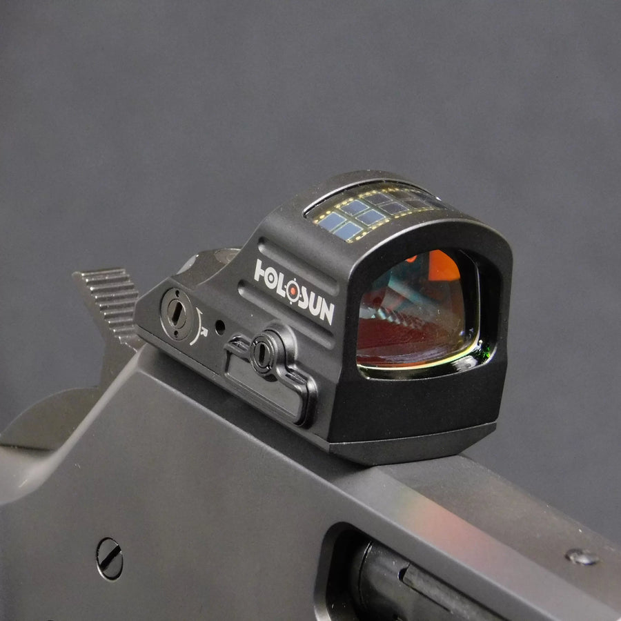 Holosun 507C red dot installed on an Armadyne direct mount on a Henry Big Boy receiver.
