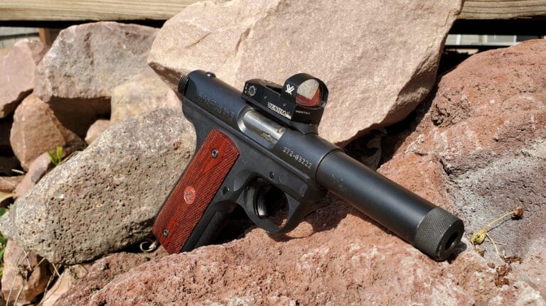 Ruger Mark IV with Armadyne Manufacturing Vortex Venom mount.